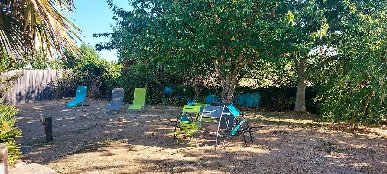 Maison Cosy A Saint-Meloir-Des-Ondes Avec Jardin Prive Holiday home