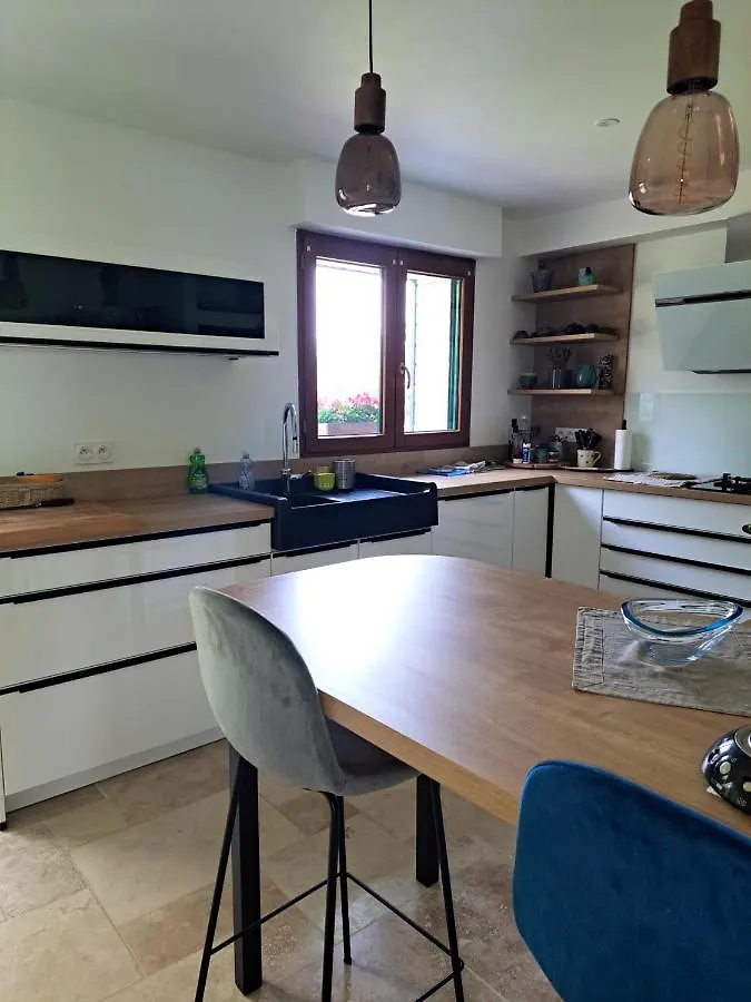 Maison Cosy A Saint-Meloir-Des-Ondes Avec Jardin Prive 0*,