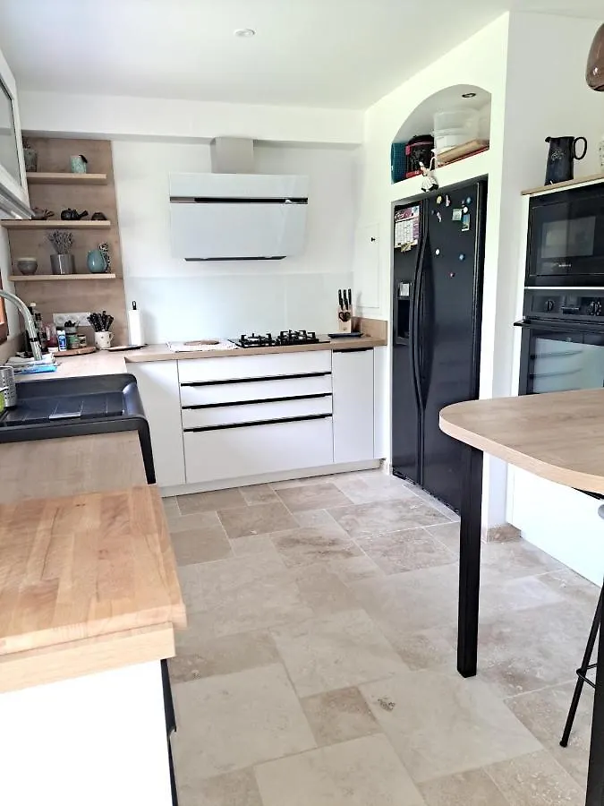 Maison Cosy A Saint-Meloir-Des-Ondes Avec Jardin Prive