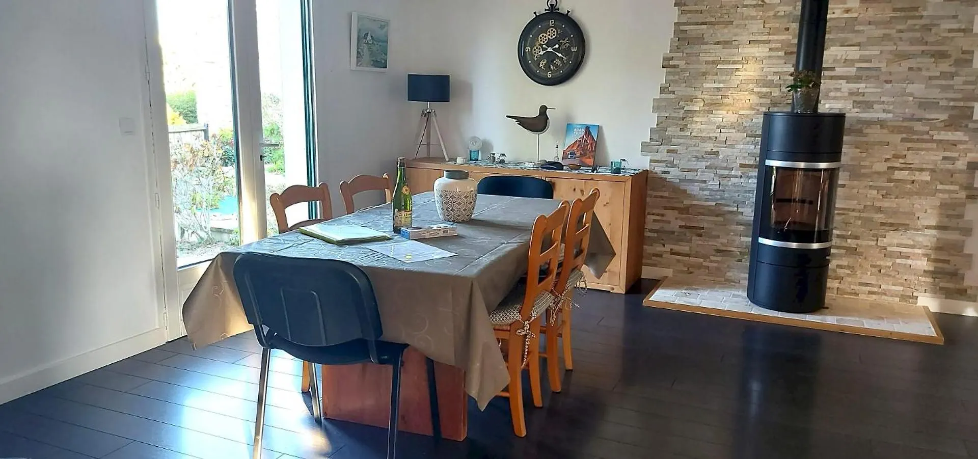 Holiday home Maison Cosy A Saint-Meloir-Des-Ondes Avec Jardin Prive